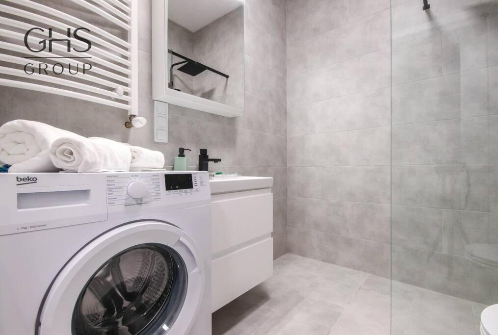 Stylowy Apartament Blisko Dworca Glownego Διαμέρισμα Krasków Εξωτερικό φωτογραφία